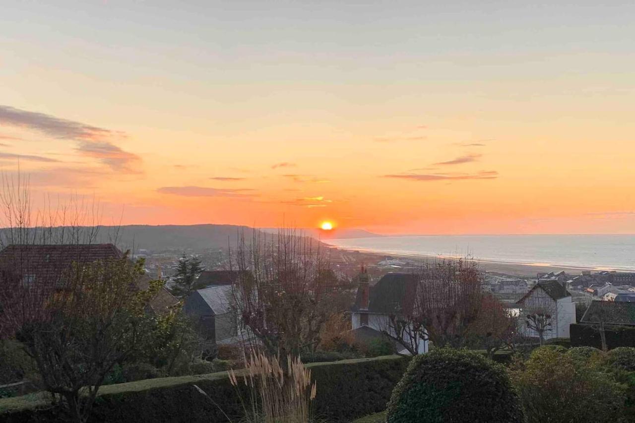 Appartement Avec Terrasse Vue Mer Trouville Sur Mer エクステリア 写真